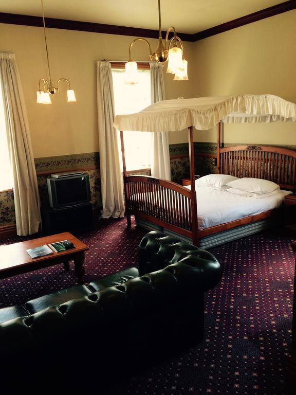Shepherds Arms Hotel Wellington Extérieur photo