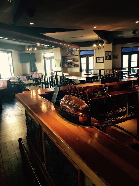 Shepherds Arms Hotel Wellington Extérieur photo