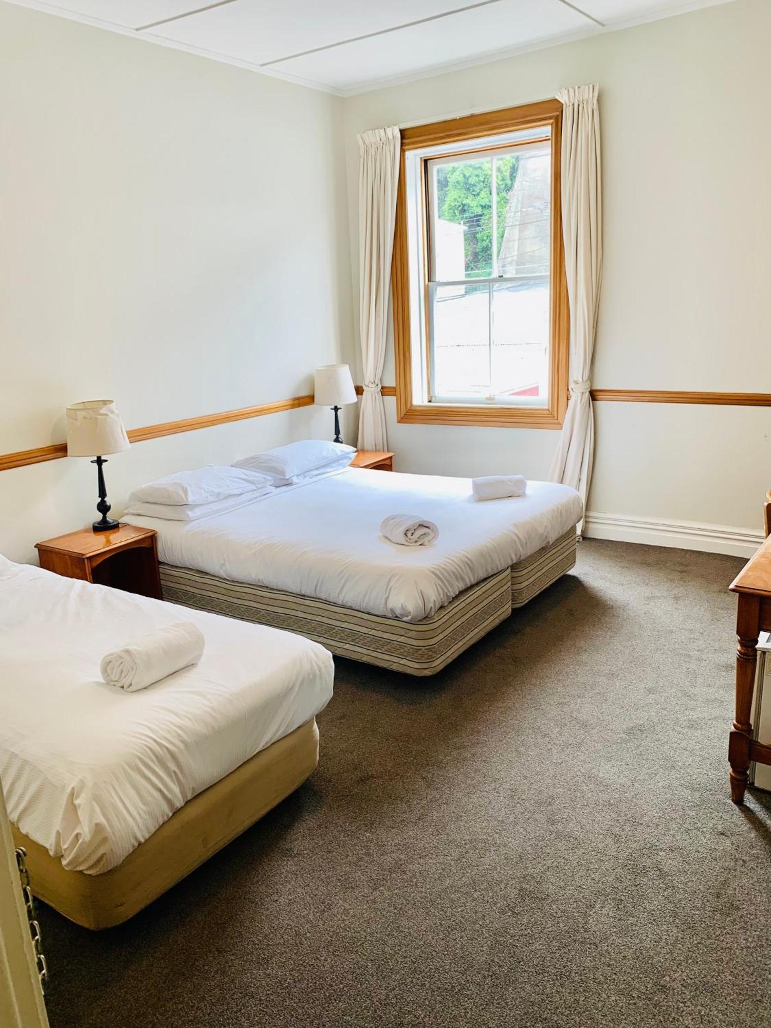 Shepherds Arms Hotel Wellington Extérieur photo