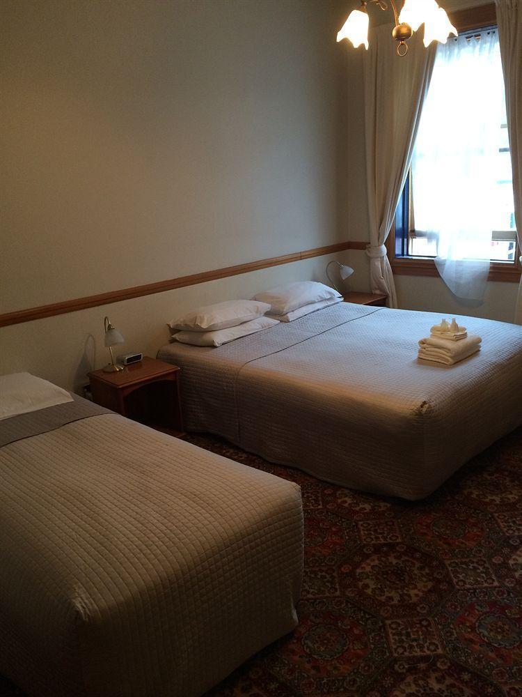 Shepherds Arms Hotel Wellington Extérieur photo