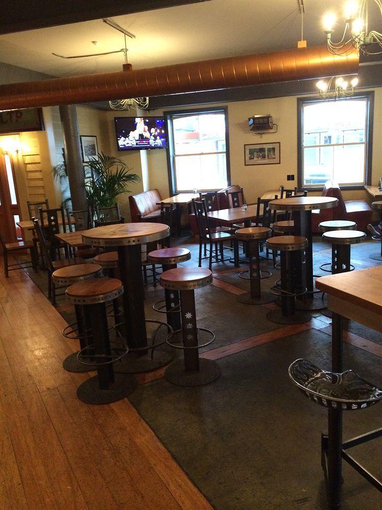 Shepherds Arms Hotel Wellington Extérieur photo